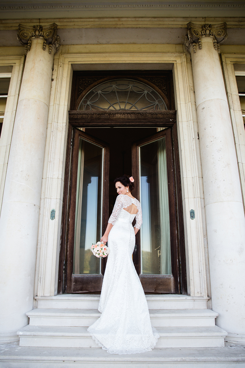 England-destination-wedding-bride